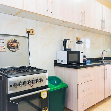 Tropical Themed 3Br And Dsq Apartment نيروبي المظهر الخارجي الصورة