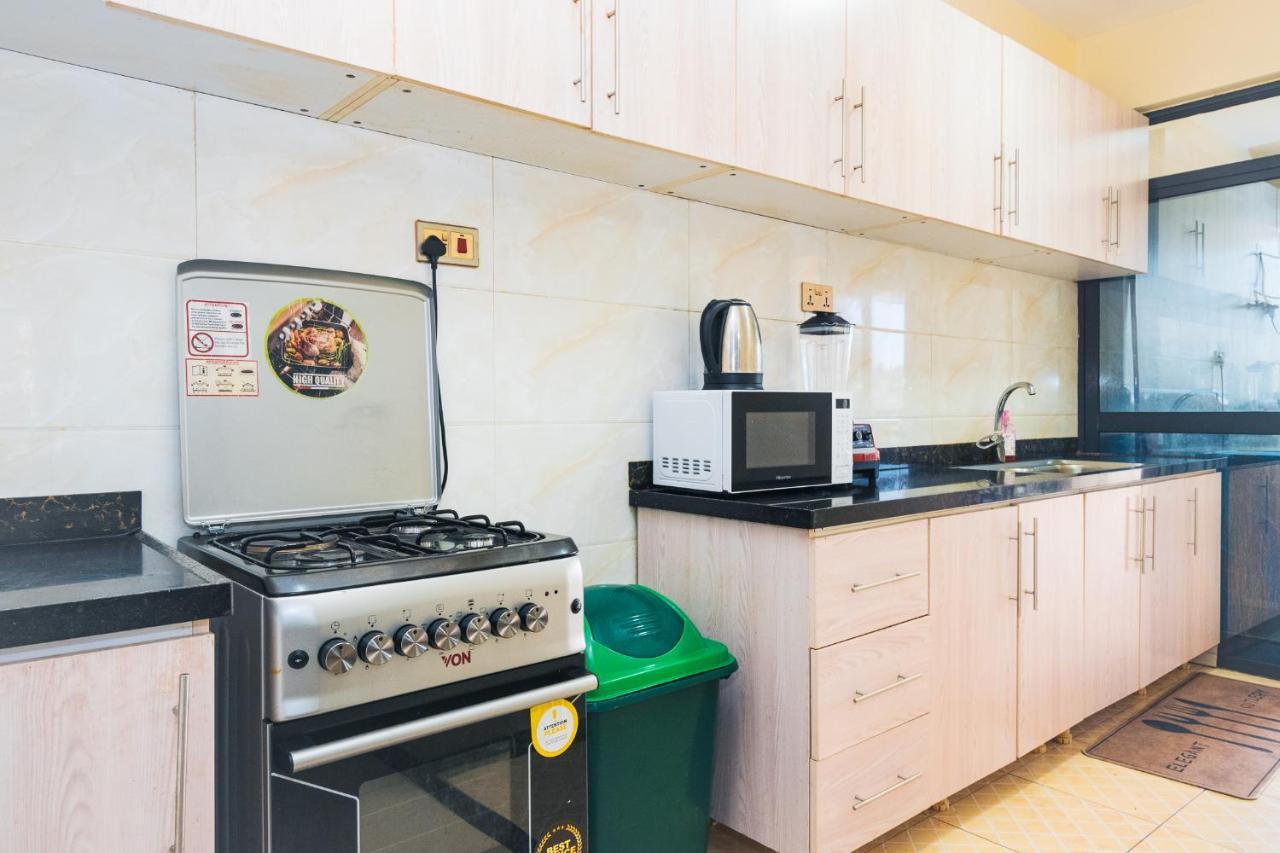 Tropical Themed 3Br And Dsq Apartment نيروبي المظهر الخارجي الصورة